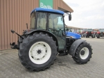 Трактор New Holland 