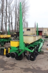 Сеялка точного высева John Deere 7000